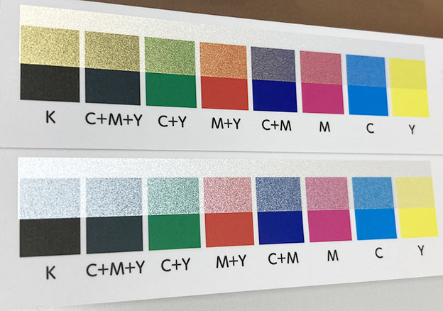 印刷仕上がりパターンその3：カラー背景×パール印刷