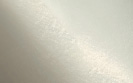 「ホワイトゴールド」クールで品のあるツヤ消しの白金です。黄みのあるシルバーがマットな輝きを放ちます。
